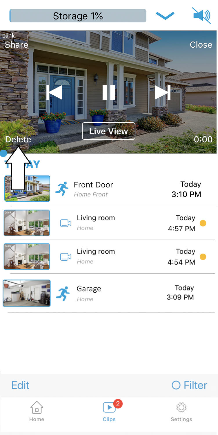 tap delete in the bottom left corner of clip